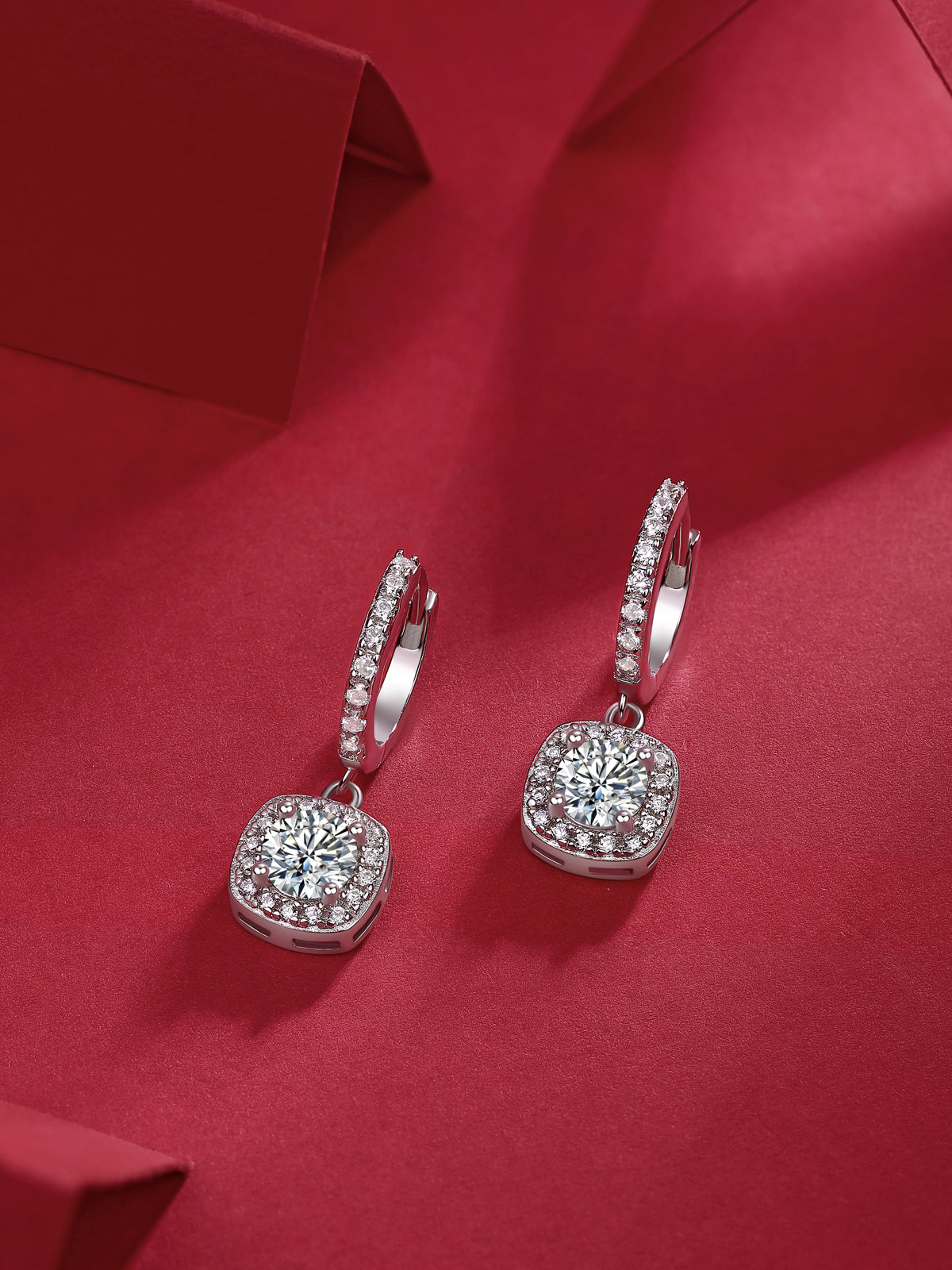 Dream Search — Signature Sterling Silver Stud Earrings (0.5 Carat)