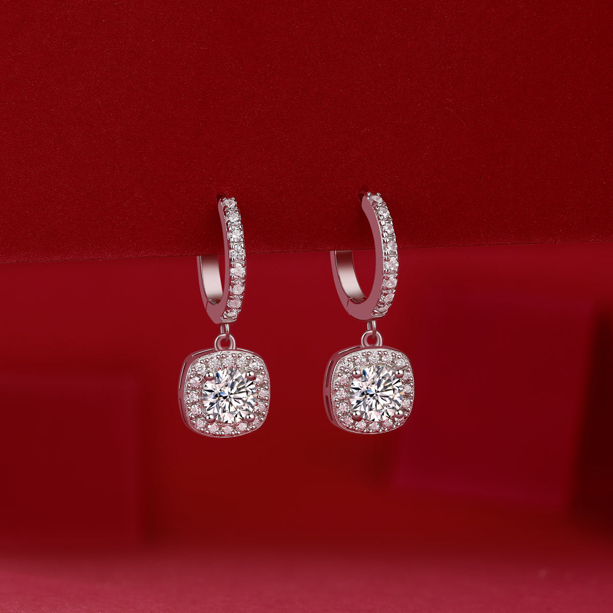Dream Search — Signature Sterling Silver Stud Earrings (0.5 Carat)